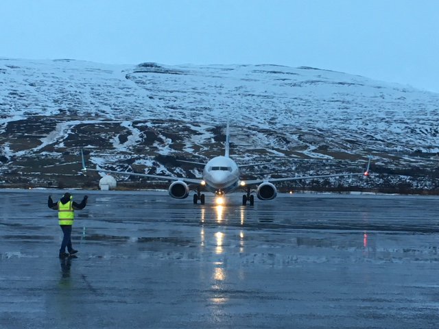SuperBreak's tweet photo. Our first flight from @Cardiff_Airport to Akureyri has landed! Passengers will be exploring this stunning region of North Iceland for the next 3 days... Exciting times! #AnotherBreak #Akureyri https://t.co/SclUQKZiF6