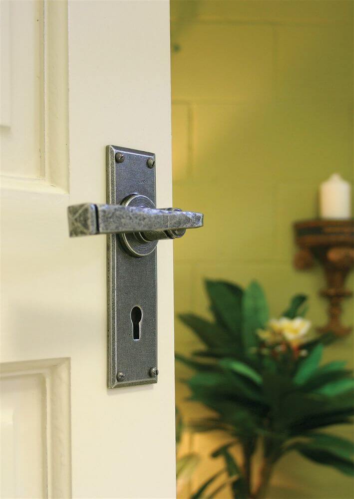 tcfixings's tweet photo. Spend £200 on @fromtheanvil products, and receive an extra 10% discount on top of our standard discounts. Available in stock and online. Promotion valid until the end of February. View the range here - https://t.co/d4OKw6rMbB #fromtheanvil #ironmongery https://t.co/8xythJCxff