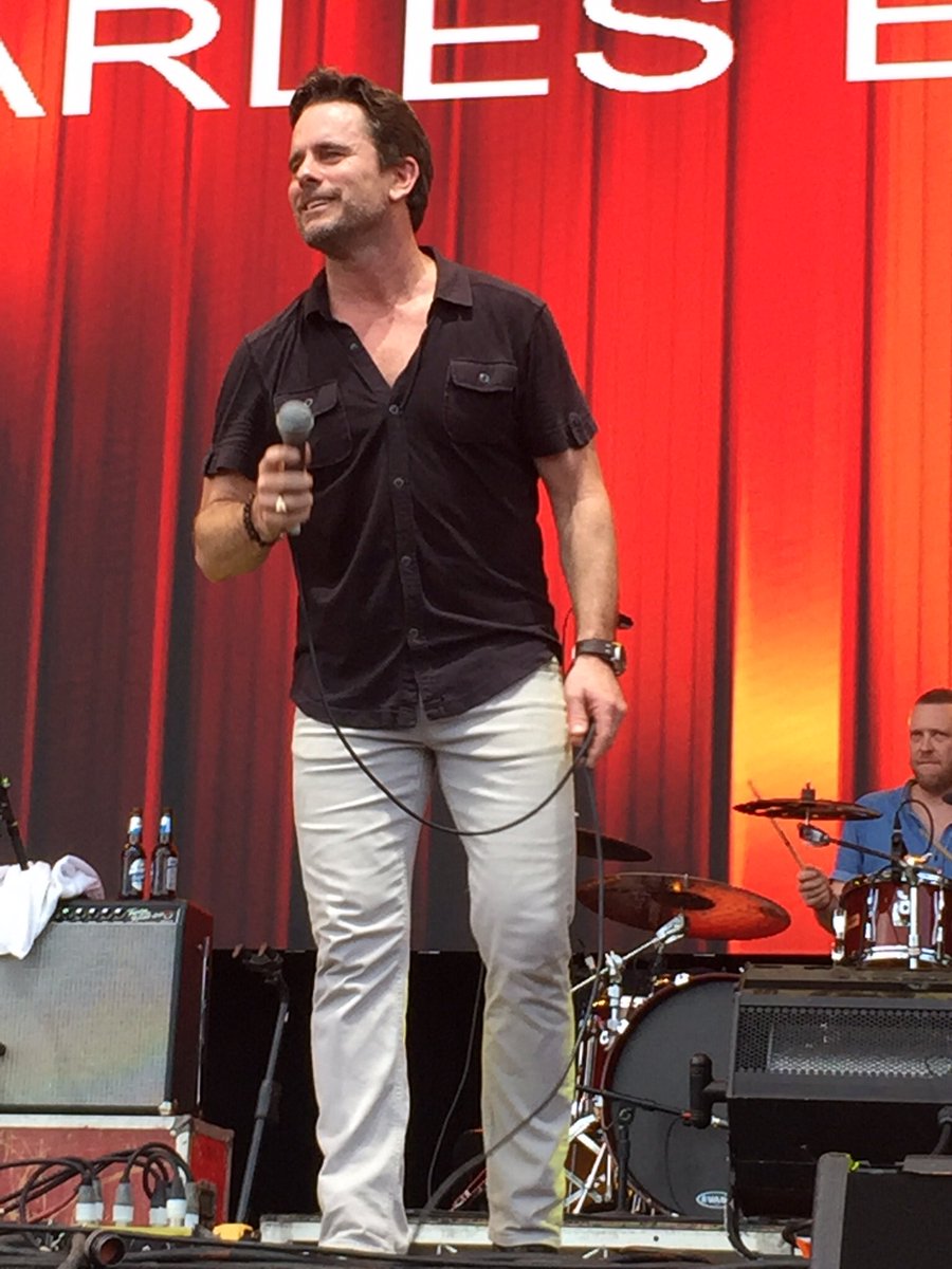 ShellieClose's tweet photo. TBT Marchโ17 when @CharlesEsten blew us away on 3 consecutive days in #Chipswich๐ฆ๐บHope you come back Chip & @BackHomeLA Hope all #Nashies๐ have the best #FreakinDeaconFriday โค๏ธ @Grateful24x7 @Marjienealon @mahondc @68Gemstar @KimRathbone @AtkinsonNancy https://t.co/gJNekKliHs