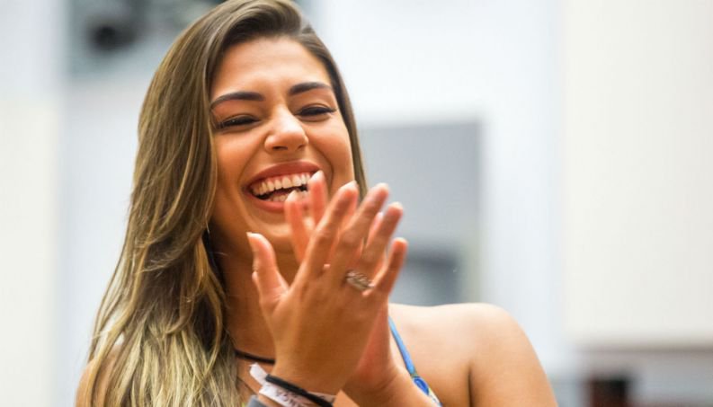 PatrickReality's tweet photo. Parabéns minha manauara❤
VEM VIVIAN REPORTER 
#BBB18 https://t.co/3WfAjeTKqb