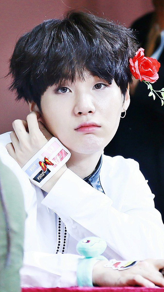 yoongisarchive's tweet photo. https://t.co/xzc78DSCfT