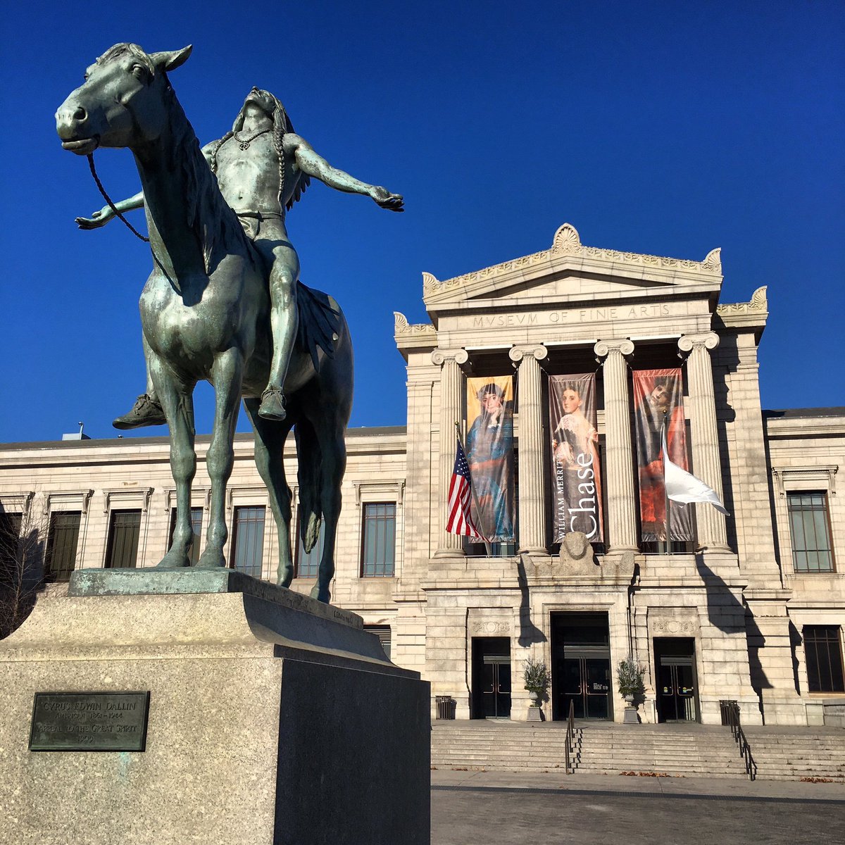BostonTweet's tweet photo. Admission to the Isabella Stewart Gardner Museum, ICA, and MFA are all free on Monday for Martin Luther King Day. https://t.co/E9NSUStTmV https://t.co/rDFGwwf6E2