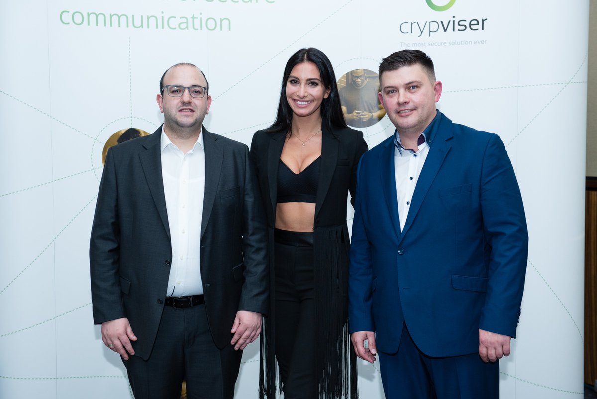 mariajonesblog's tweet photo. #Dusseldorf #theCointelegraph
#Crypviser is the future of cyber security!
https://t.co/TS9EuNqsKe 
I'm a fan! It's the first secure messenger service with automated encryption on Blockchain for social communication and an integrated multicurrency crypto wallet for CVcoin. https://t.co/1p3DlIsWOb