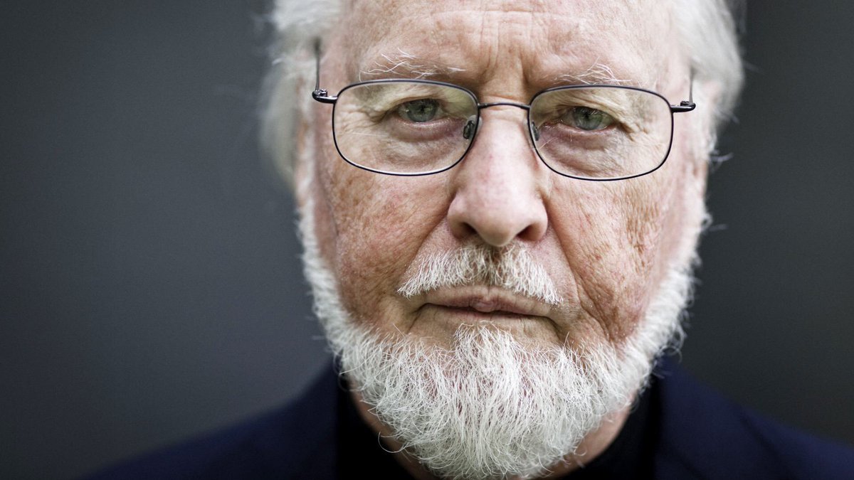highcmusic's tweet photo. ⚠️ ÚLTIMA HORA: A pocas semanas de cumplir 86 años, #JohnWilliams confirma que se encargará de componer la #bandasonora de la nueva película de STAR WARS: Episodio IX #StarWars
https://t.co/YnTLcHIIsm https://t.co/5EnqlEKlUz