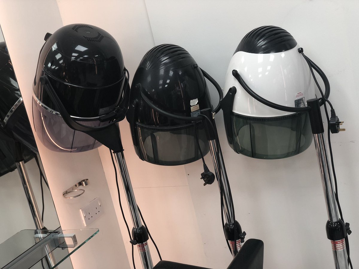 Onsite YOLO Hair Design and Beauty this afternoon working our magic 🌟 Interested in what we do ? Look out our website marketing-magic.co.uk