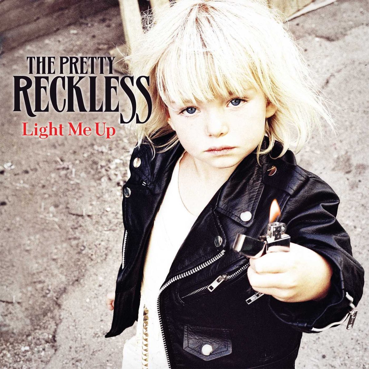 bpi_music's tweet photo. .@TPROfficial has just scored their first ever Gold certification in the UK for their album 'Light Me Up'!

📀🇬🇧

#bpiAwards https://t.co/0cM81aPyI3