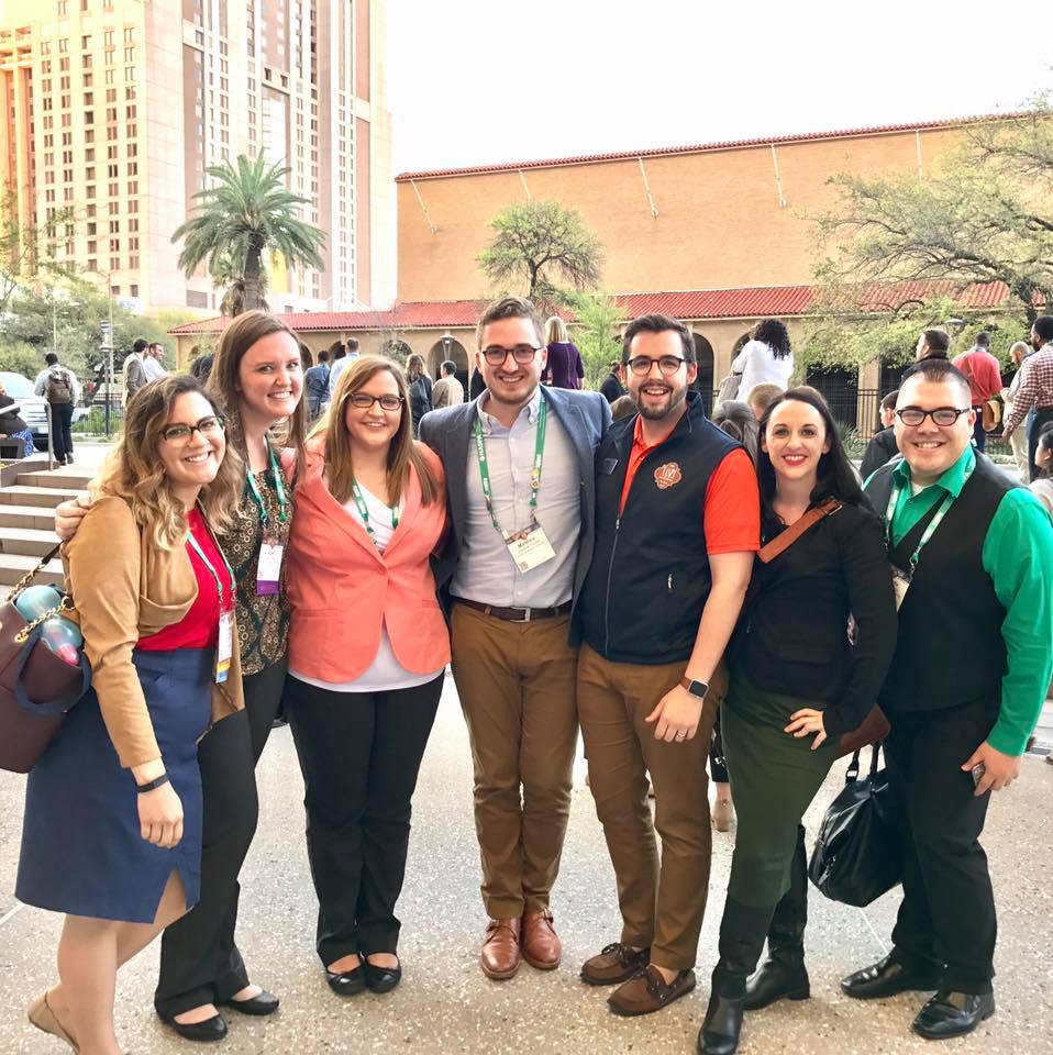 jakefrasier's tweet image. The @FSU_HESA #LifeNet rolls deep at past conferences - Go Noles! ❤️🧡 #NASPAEverfiMosaic #NASPA18