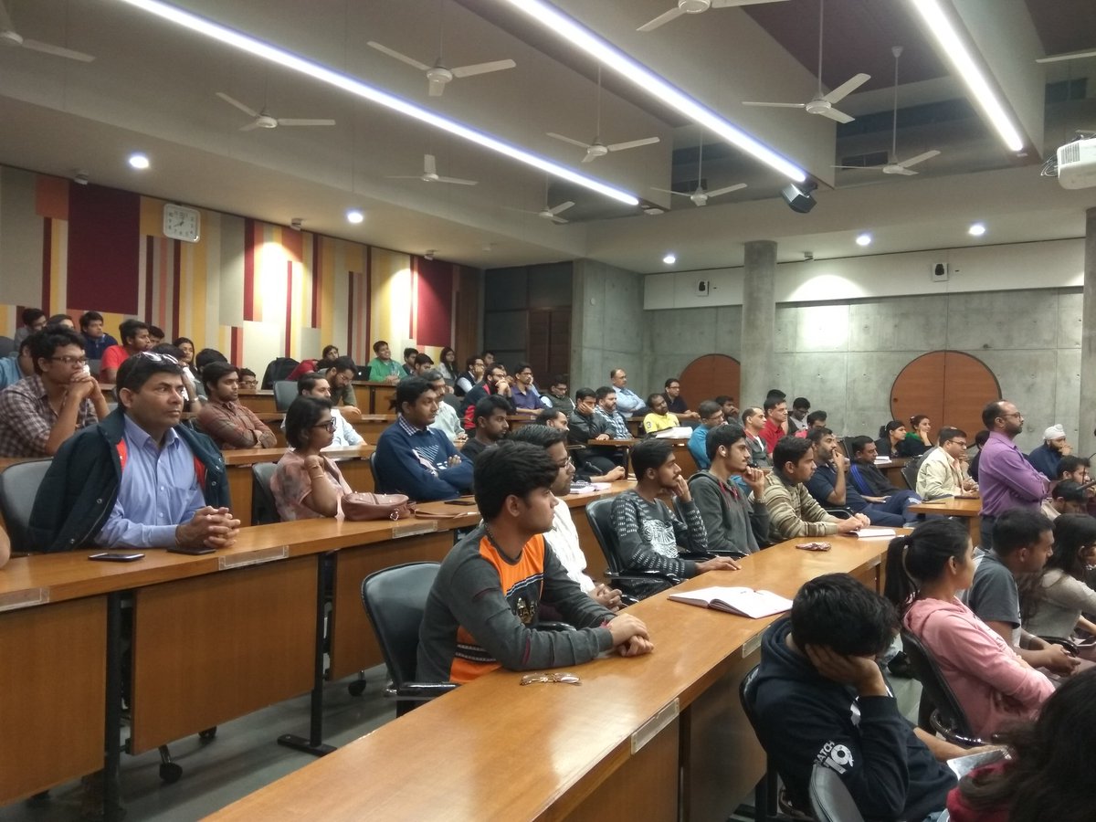 #Fullhouse here <a href="/IIMAhmedabad/">IIM Ahmedabad</a>   Catch Ravi Wazir live Facebook.com/htsasiima
#startups #StartupIndia #entrepreneurs #FacebookLive