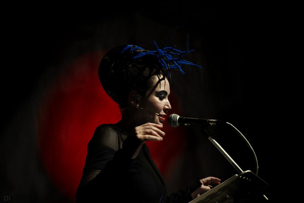 NeVenimmoFuori's tweet photo. Tra una settimana, @SabinaGuzzanti al Teatro Villa dei Leoni di Mira!
Ore 21:00
@ArtevenTeatro 
https://t.co/tnbYuHClLH https://t.co/31IRhYQc2J