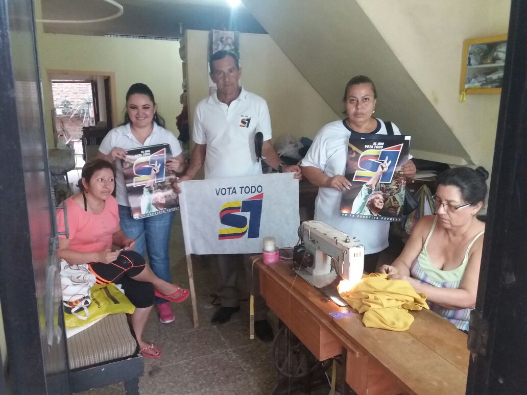 PASAJE2018SI's tweet photo. Un trabajo con corazón... Si y siete veces SI la voz de Pasaje https://t.co/DYa6HVhoWl