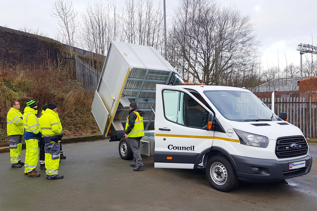 New refuge collection bin lift tippers for a local Council. We’ve been busy giving operating guidance demonstrations to the work crew. All part of the Brit-Tipp service! #BritTipp #Tipper
