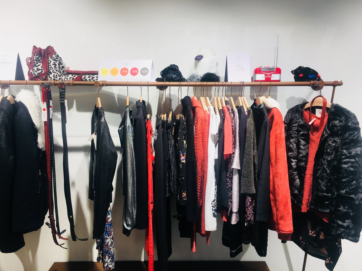 PolygoneMtp's tweet image. La boutique I.CODE a ouvert ses portes niveau Coupole ! 💖