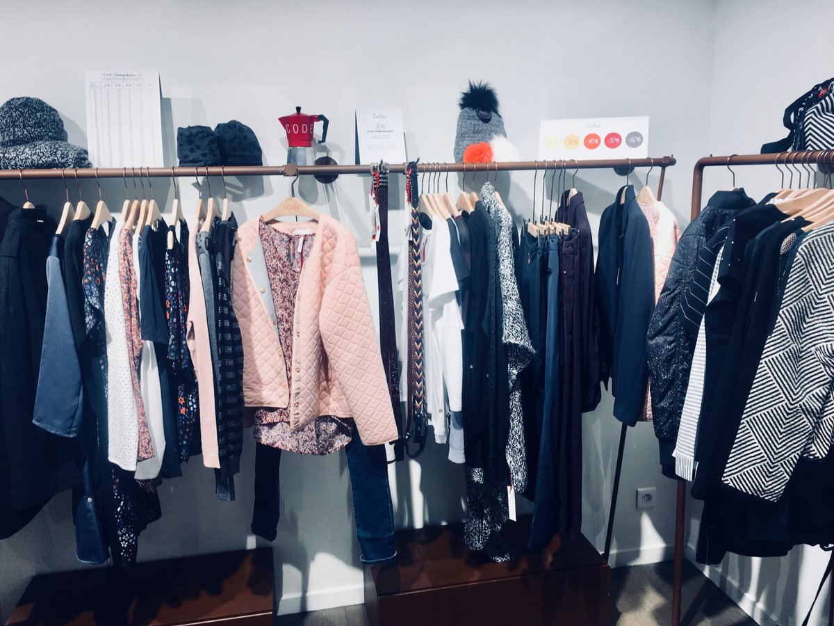 PolygoneMtp's tweet image. La boutique I.CODE a ouvert ses portes niveau Coupole ! 💖