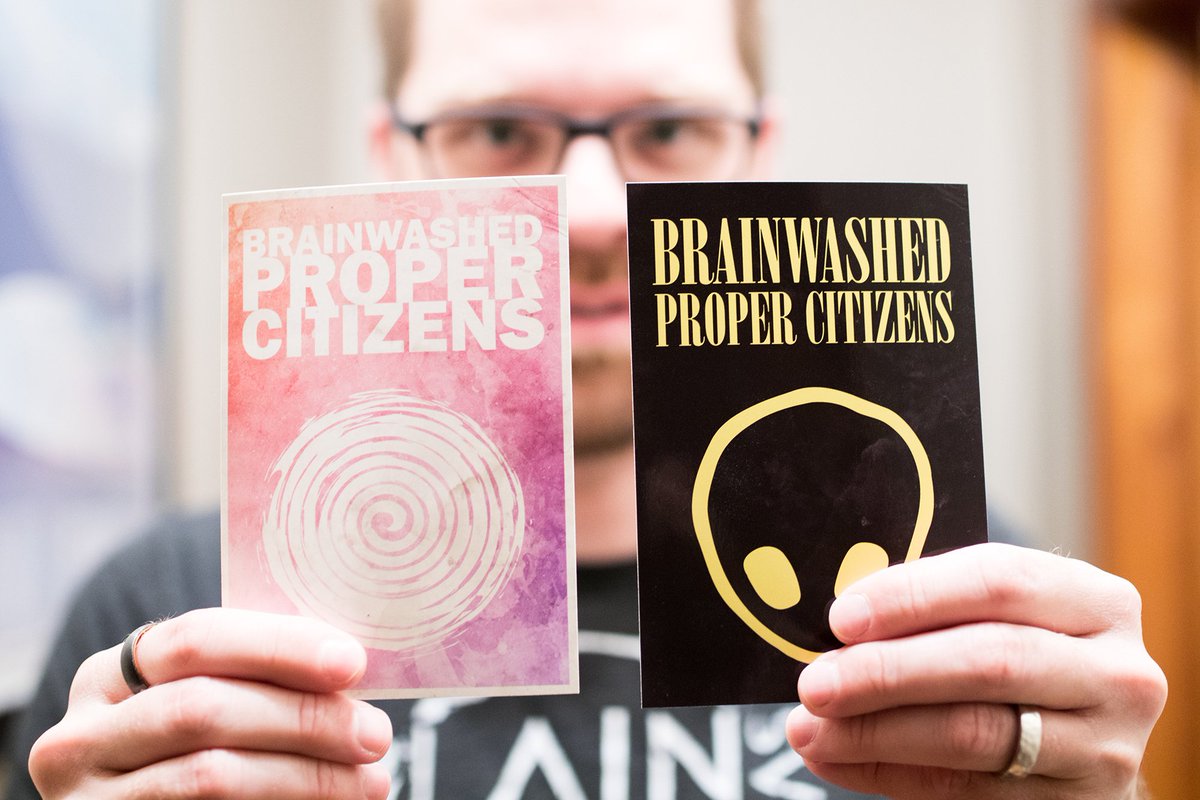 pollutionlake's tweet photo. Some mini-posters I designed for the #alienscars video. Did you see them?? https://t.co/0PWBsQJZl4 #newmusic #musicvideo #miniposters #nirvanaposter #nirvana #parody #alien #alienposter #brainwashedpropercitizens #canadianmusic #folkmusic #acousticmusic #singersongwriter #design https://t.co/p8uOlcZJnU