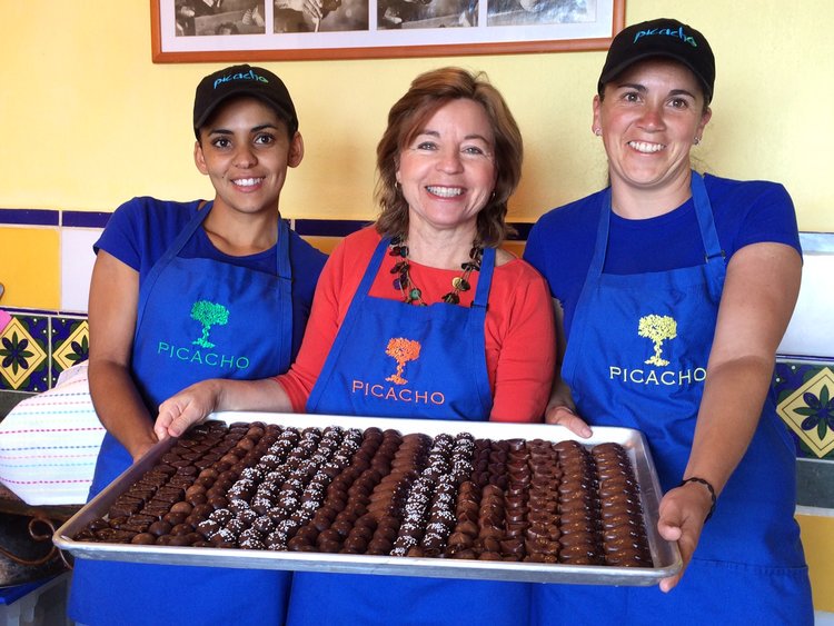 vivaelcacao's tweet photo. Disfrutar de una explosión de sabores a 1800 metros de altura es posible gracias a @chocopicacho https://t.co/gSKvg0yJWl #cacao #chocolate #cacaovenezolano https://t.co/qW8nqIbRtu