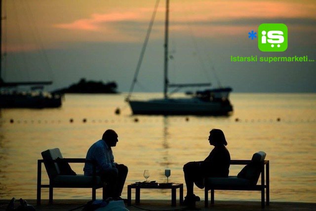 Ah, ta divna istarska vina. Teško je ne voljeti Istru 😍
facebook.com/najboljaistars… …

#Vino #DamjanićVina #Degustacija #RegijaVina #IstarskaVina #Grožđe #Aroma #Berba #VinskiPodrumi #VolimVino #IstarskiSupermarketi