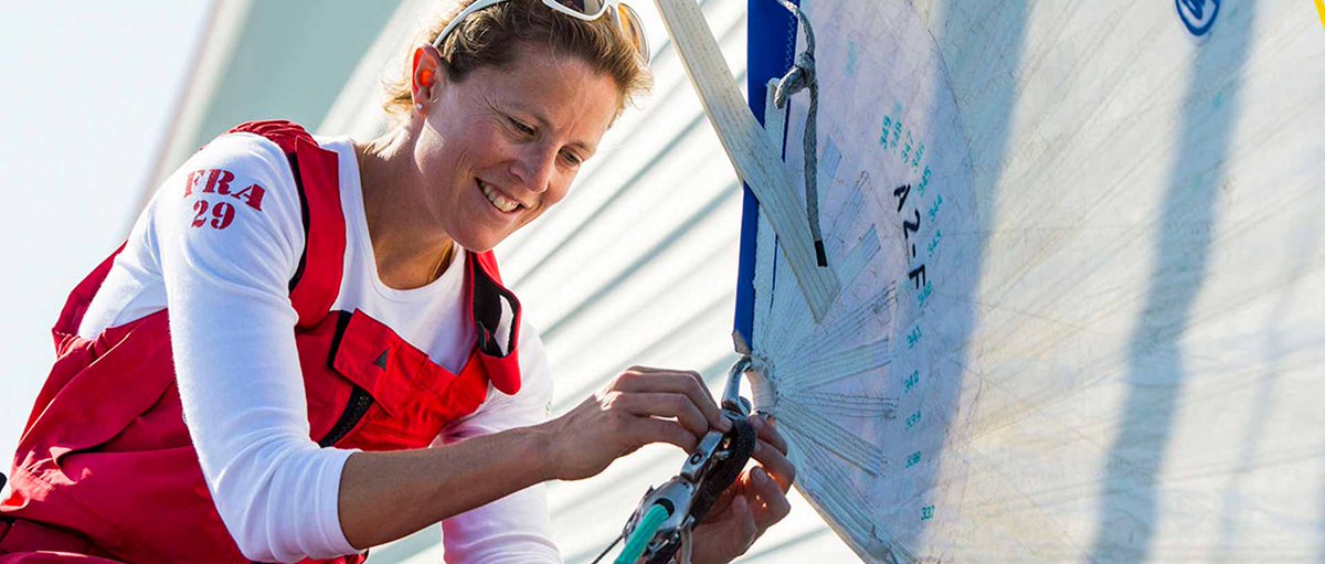 Tomorrow at 14:20 at the <a href="/LondonBoatShow/">Boat Show in London</a> - <a href="/samanthadavies/">Sam Davies</a> will be at the #Musto Stand LA024 for a live Q&amp;A, which will also feature a live call to a <a href="/volvooceanrace/">Volvo Ocean Race</a> crew currently racing in Leg 4 👊