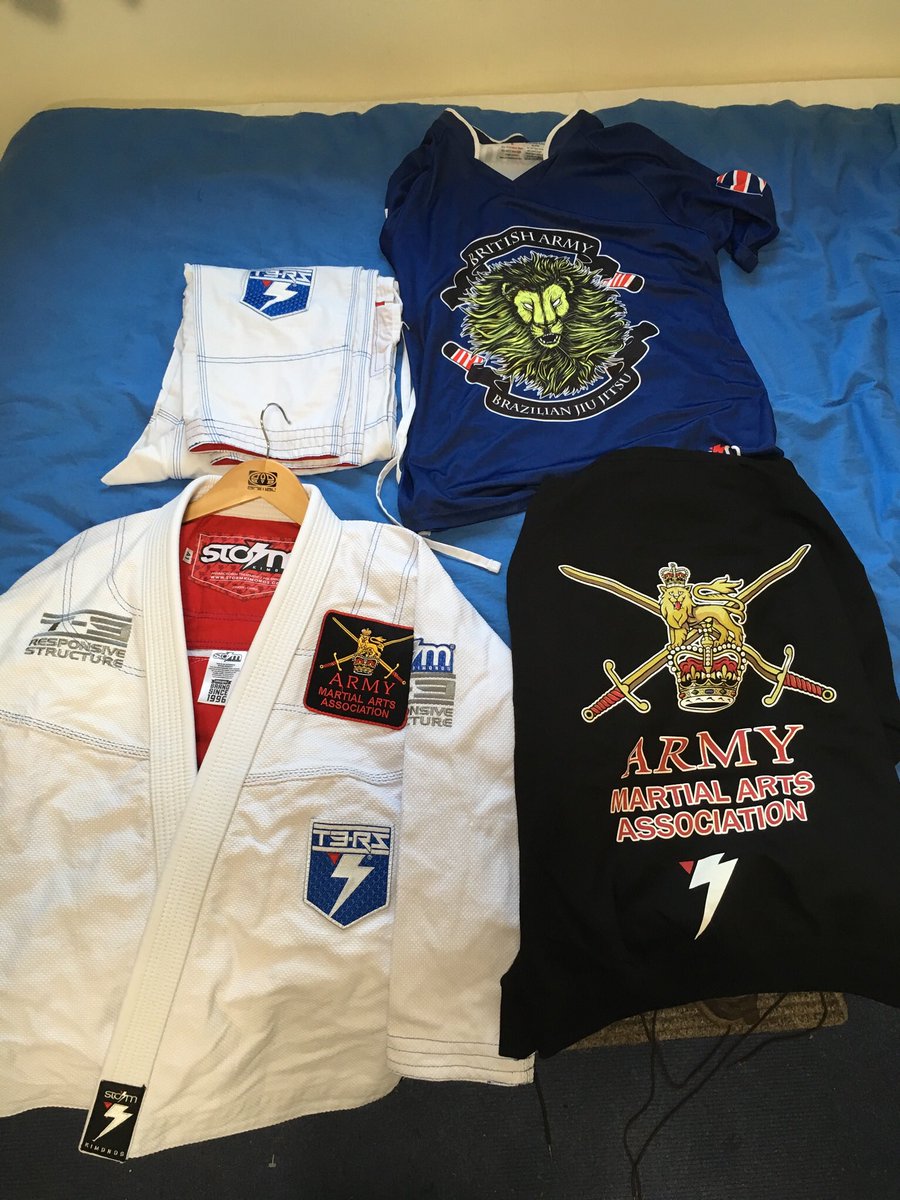 Pritchardmma's tweet photo. Wouldn’t have believed it myself a couple months ago but just taken delivery of my sponsored @Storm_Kimonos gear ready to compete at the @ibjjf European champs next week in Portugal #MeinaGi #guillotine https://t.co/P00FOTND3k
