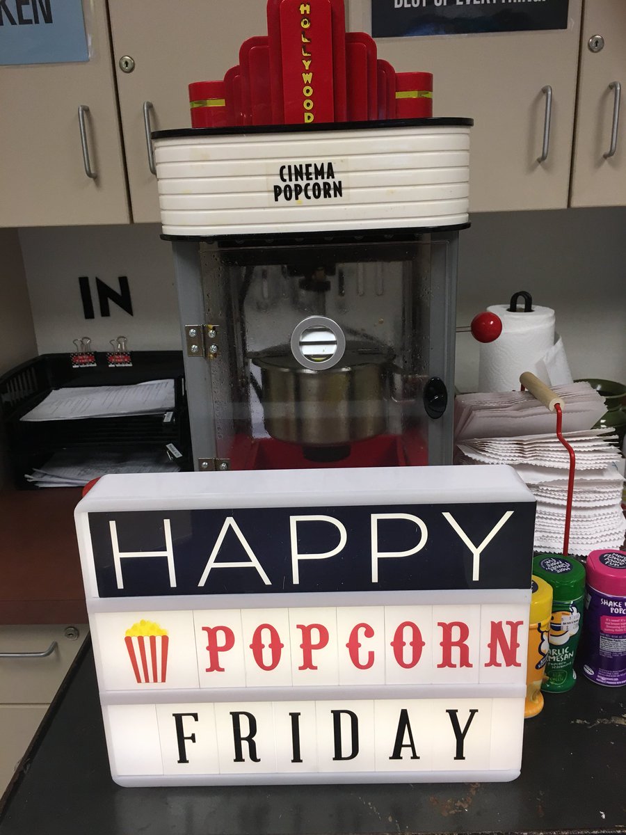 misspaller's tweet photo. First popcorn Friday of 2018! Congratulations to periods 2 and 7! #popcornpbs #poponby @GGM_SOARS https://t.co/9gSYZlP3LB