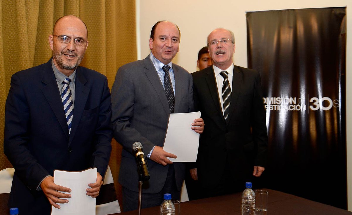 #PECULADO: Carlos Baca Mancheno junto a Oscar Bonilla Soria, ex subsecretario de la política y Diego Guzmán Espinosa cobraron sueldos indebidos y solicitaron pagos no justificados a nombre de la C30s por un valor parcial de $ 84.285 dólares. milhojas.is/612487-exclusi…