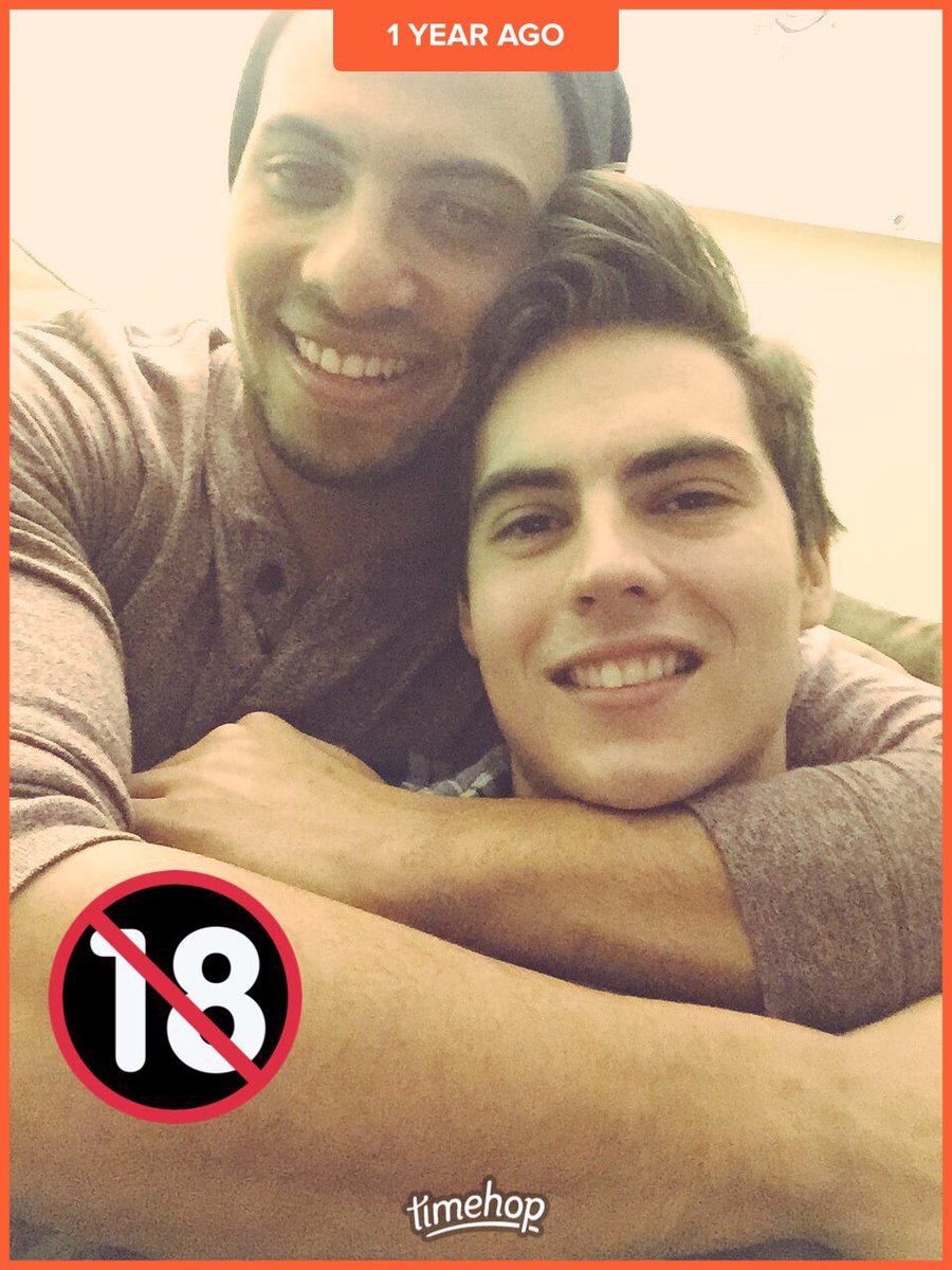 Wiberg02's tweet photo. Happy birthday boyfrannn 👬🍻🍻 https://t.co/Ki6aetQz0O