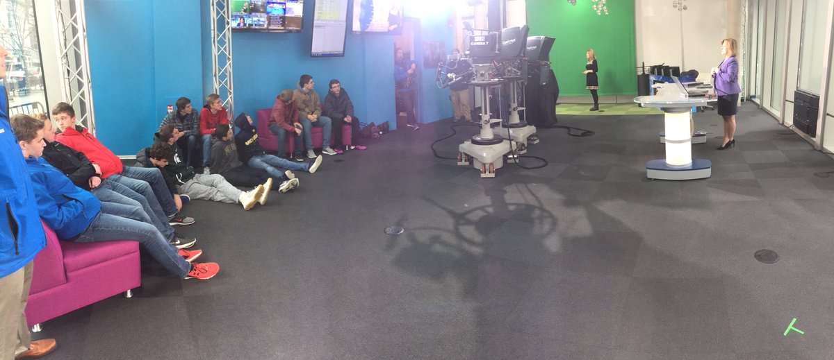 dvos's tweet image. Sports Broadcasting pops up at the GRAM for a WOODTV live noon production #hcwinterim2018 @hcmaroons