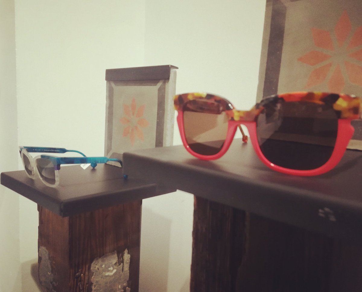 opticaFB's tweet photo. Luciendo @resrei_eyewear en #Autor ♥️ https://t.co/Dxy8l9Fqvk