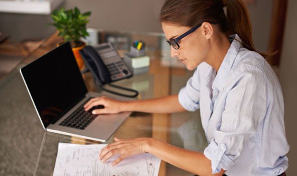 Here is a 5 minute guide to completing your self assessment tax return before the deadline of January 31st. #tax #returns buff.ly/2EoTMCl