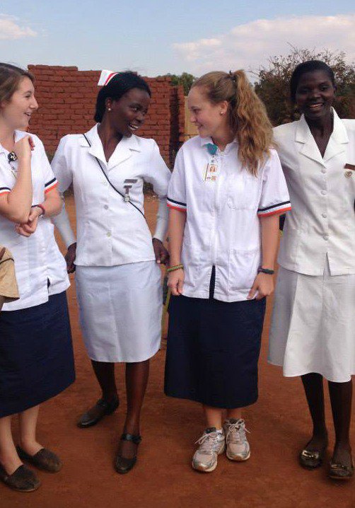 100XDevelopment's tweet photo. When community is global, it opens the chance for us to learn from each other, to remove our differences, to break borders of fear and stereotypes, and to build bridges of love.
#AUSON #KCN #Malawi #100XDevelopment #MtendereVillage #Community #GlobalHealth #HealthEducation #FBF https://t.co/c3Dnm4EvIm
