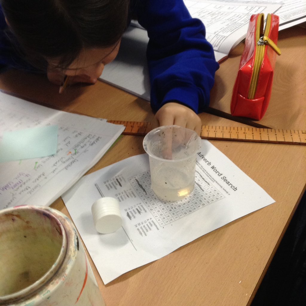 latimerprimary's tweet image. Year 3 Class PK have been investigating soil permeability in science. #classPK #Latimerscience