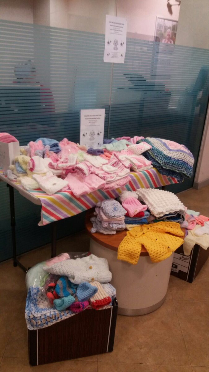crowe_gillian's tweet photo. How’s this for contribution @rozstaffs @NBSNINE customers knitting delivered to altnagelvin neonatal today #legenderry wow https://t.co/npvVxDDisV