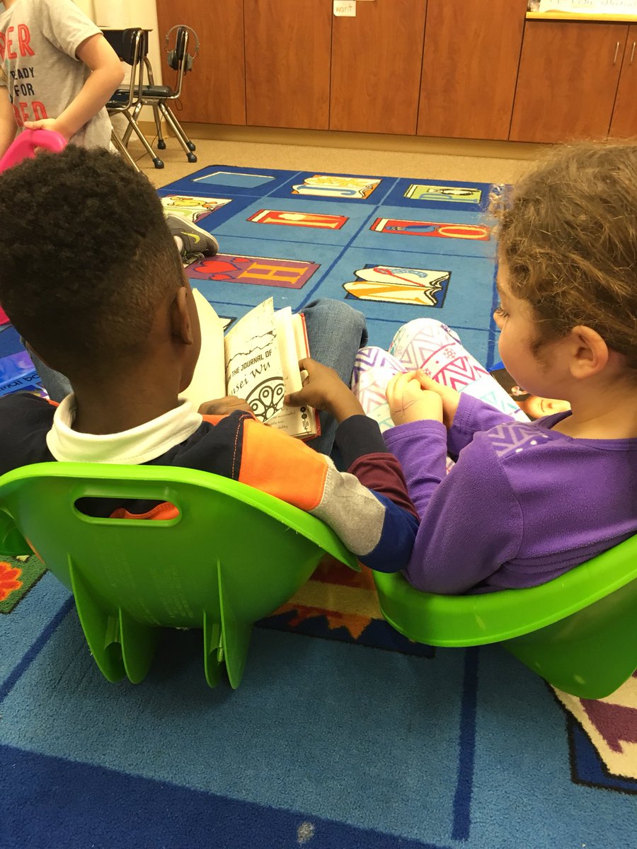 NantucketFirst's tweet image. First grade partner reading #readtome#aacps#nantucket