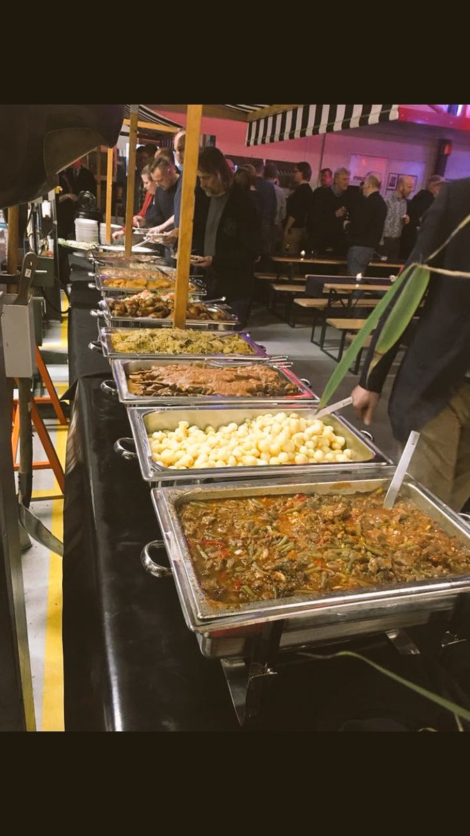 ElzingaCatering's tweet photo. Gisteren een party voor 250 personen mogen verzorgen #Catering #Zwolle https://t.co/8TngFxcDE5
