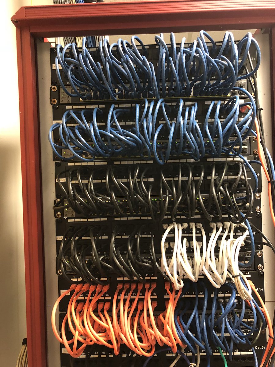 CablingAustin's tweet image. #structuredcablingAustinTx  A lot of patching into the switch! #networkcableinstallation #ethernetofficewiring call #AustinCablingSystems for a free #officecablingquote 512-574-1288
Info@AustinCablingSystems.com