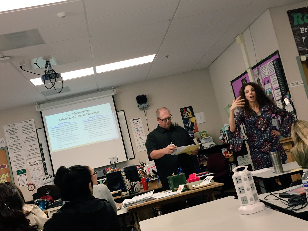 ChienforSTEM's tweet photo. #ChangingEdu starts by evaluating how we are supporting our Ss to be prepared for the #WorldofWork
Inspired by @CG_Bioteach & @AMFennell at the Experienced Based session at #vusdpd. Loved hearing that there will be a shift in how we assess for #creativity & #criticalthinking. https://t.co/GChBMR2wgm