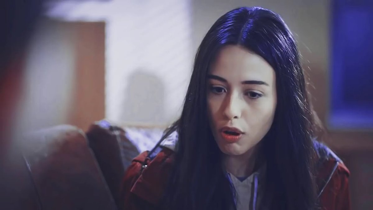 Biz burda çabalarken gidenler selfi geldiysw çabaladık demesin sçarım 
UkdeBirAşk NazAt