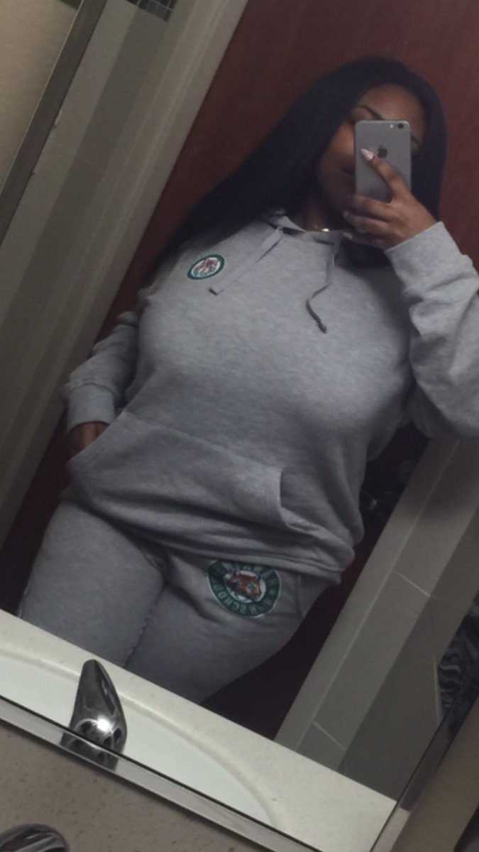 utyziais's tweet image. #strangerthingsmerch