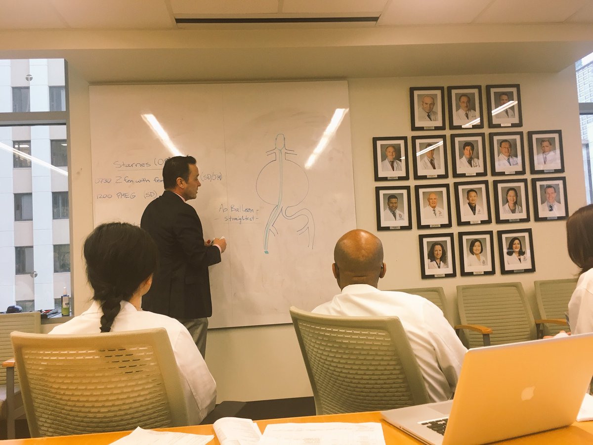 UWVascsurg's tweet photo. #rAAA which side do you put the balloon? And main body? Team learning from the best @benstarnesmd #MedEd #surgeduc #gotwire https://t.co/e6Qxlms5t4