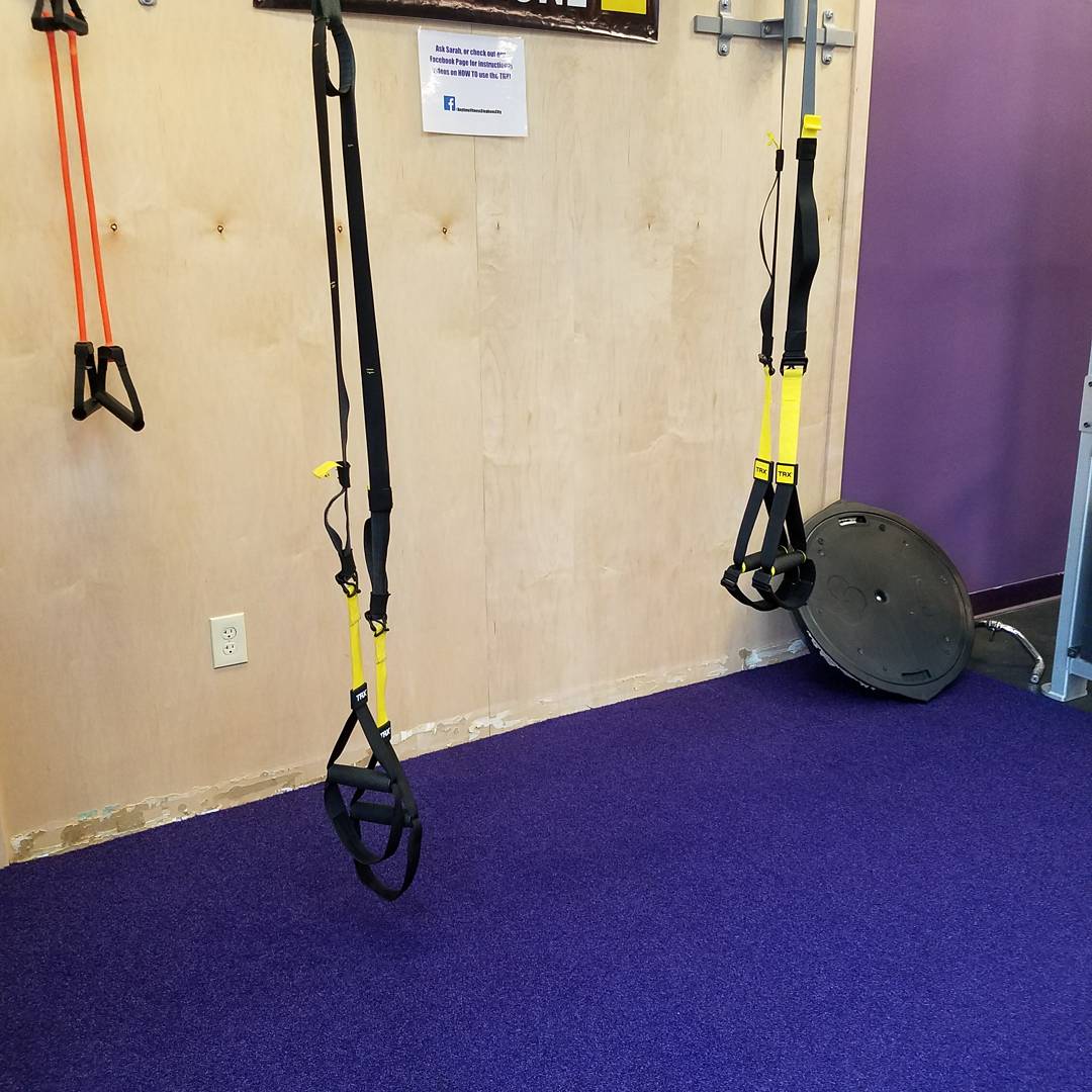 ParsA_GoodScore's tweet photo. Preparing for a big 2018 doesn't just happen on the golf course. Great gym session today over my lunchbreak and pumped my gym finally got the TRX equipment in! #Workout #GettingReadyFor2018 #TryingToImprove #LoveGolf #NoExcuses #BigYearIn2018 https://t.co/aDEIU6h9zO