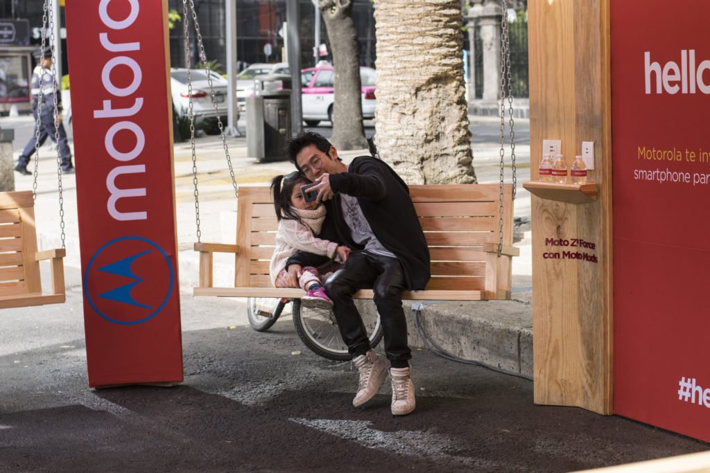 Descubrir la ciudad a través de sus pequeños/grandes detalles ♡ #hellociudades plopradio.fm/#!/domingos-co… <a href="/MotorolaMX/">Motorola México</a>