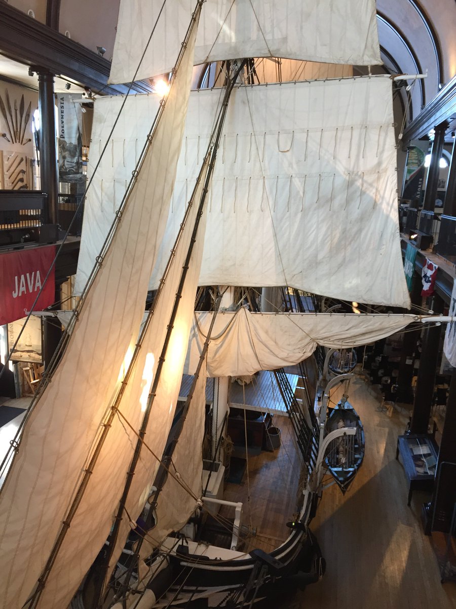 nvcouto611's tweet photo. Moby-Dick contains 135 chapters and an epilogue; reading it takes about twenty-four hours, no breaks, no naps. With 215 volunteer readers passing the baton, it is a true marathon event. #mdm22
https://t.co/RjLdgd6O55 https://t.co/Wfw6Hw4grP