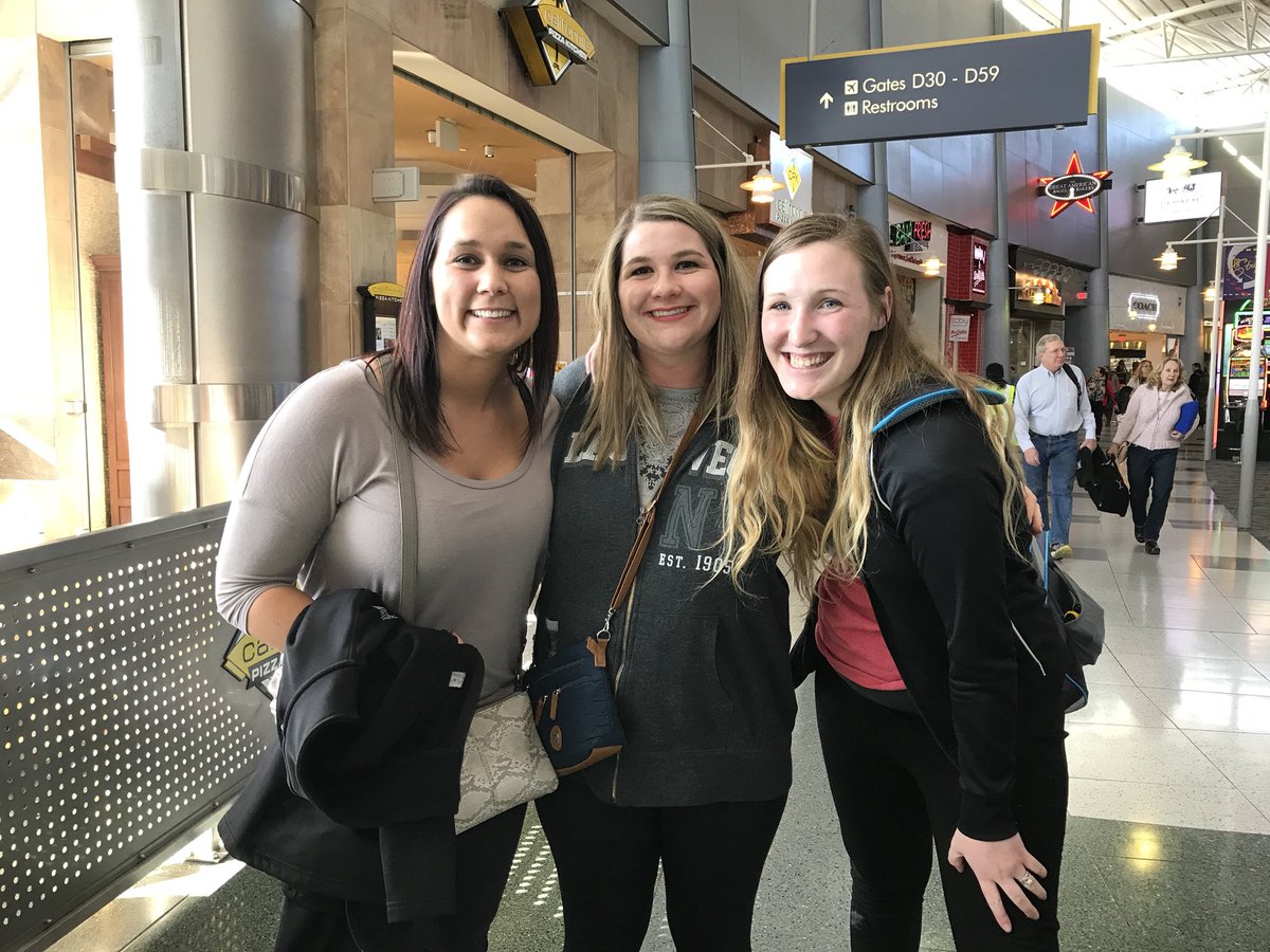 KimRamamom's tweet photo. Thunder....feel the thunder #bakerbash https://t.co/8v1r44exBE