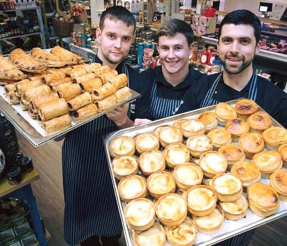 Gold award winning pastry products: slightly awkward smiles. 😁

Delighted to have been awarded more prizes by <a href="/ScoCraftButcher/">Scottish Craft Butchers</a> this week.

🥇GOLD for Scotch Pies 
🥇 GOLD for Pork Sausage Rolls 
🥈 SILVER for Stovie Pies

#Smiddy #butchers #CraftButcher #Stirling #BlairDrummond