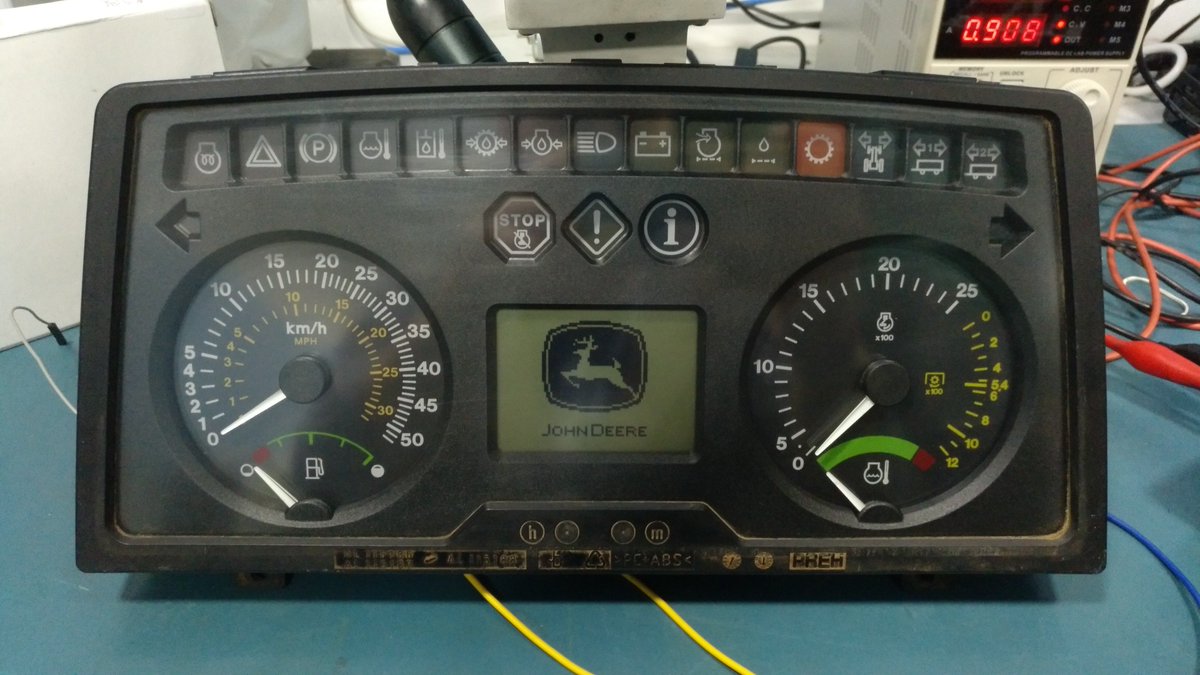 LabElectronico's tweet image. Cerramos la semana con Agrícola. Reparación de Cuadro de Instrumentos de John Deere con fallo de encendido exporádico #reparacionesLe #Letractor #johndeere