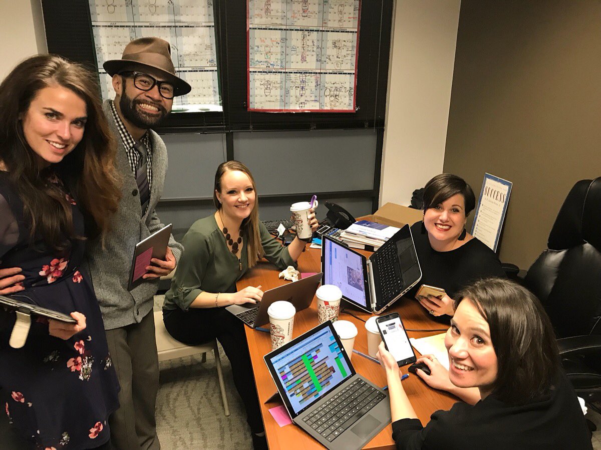 So grateful for the opportunity to help build a #SocialMedia strategy for Russ and his teams here in Seattle! 👍🏼❤️💻📲 Thanks for the invitation, the hospitality &amp; for being incredibly open, receptive and creative!! Can’t wait to watch the results!#ArthurMurrayLifestyle