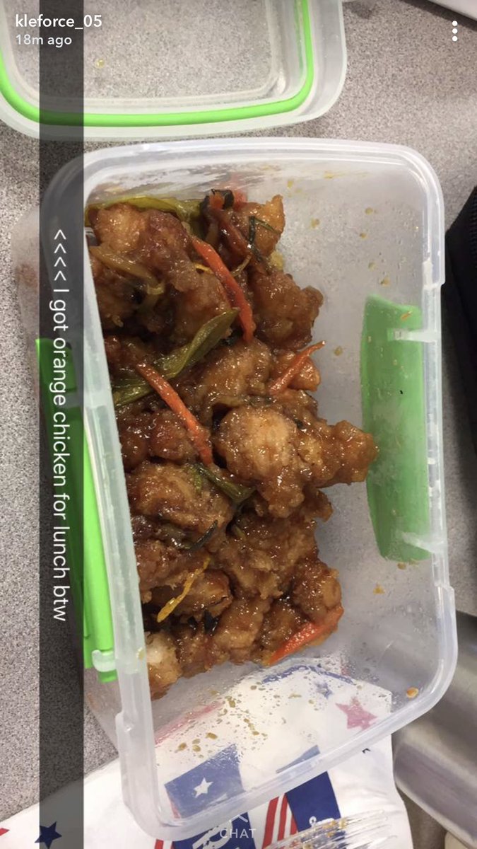 KamberLeforce's tweet photo. This is what happens when my dad packs my sisters lunch for her!😂 https://t.co/EpzFWKXOPE