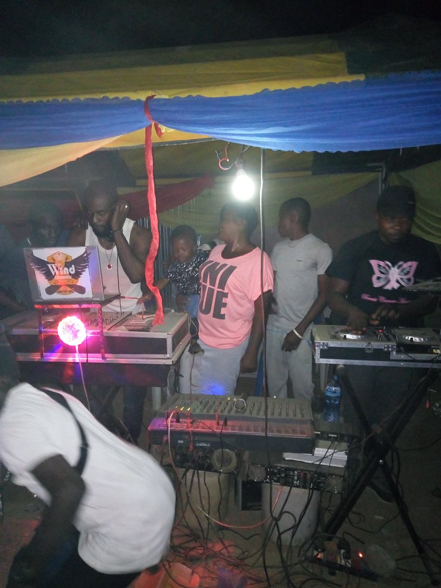 Djwind15's tweet photo. Party makers! Djwind&amp;djtempojay https://t.co/aB70CpgEL3