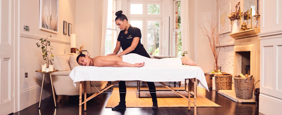vegas_conc's tweet photo. TOP 10 BEST PLACES FOR #MASSAGE IN #LASVEGAS. CHOOSE YOUR BEST ONE HERE https://t.co/EH1fZjIuYF
#vegasmassage #vegastravelconcierge https://t.co/zfppW70aIl