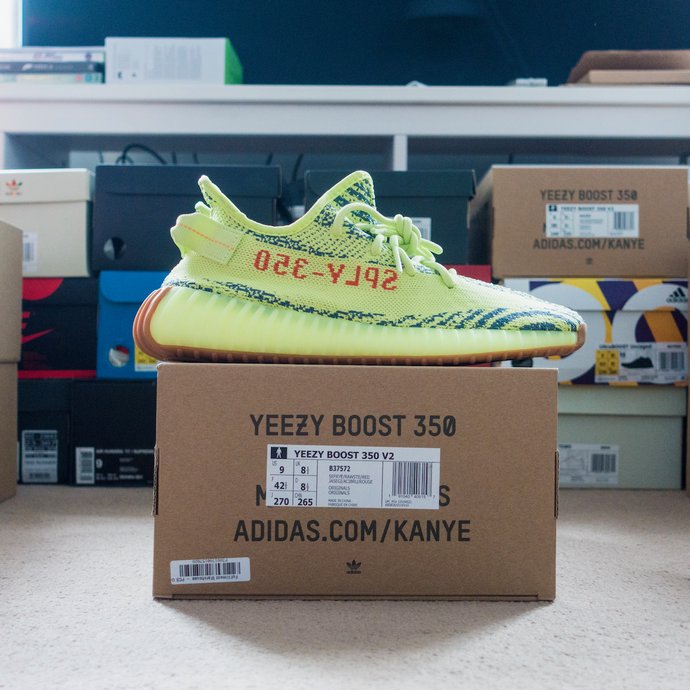 LordHumphreys's tweet image. For anyone with an interest in sneakers and fashion, the lovely @G_h_o_s_t_b_o_y has just set up his new online store. Please go check it out at buff.ly/2mn5YfI