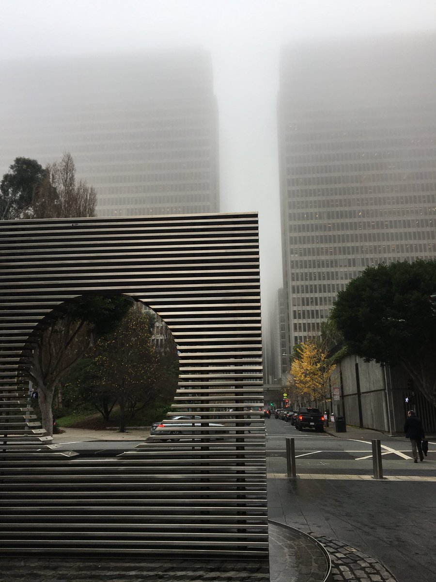 Chryptogram1's tweet image. SF was crazy foggy this morning